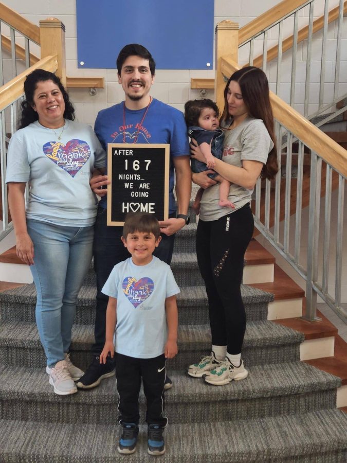 Image of Leo - Family picture