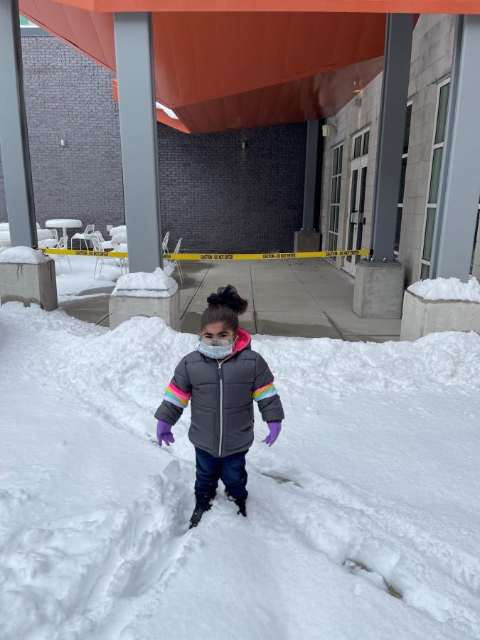 valentina-in-the-snow